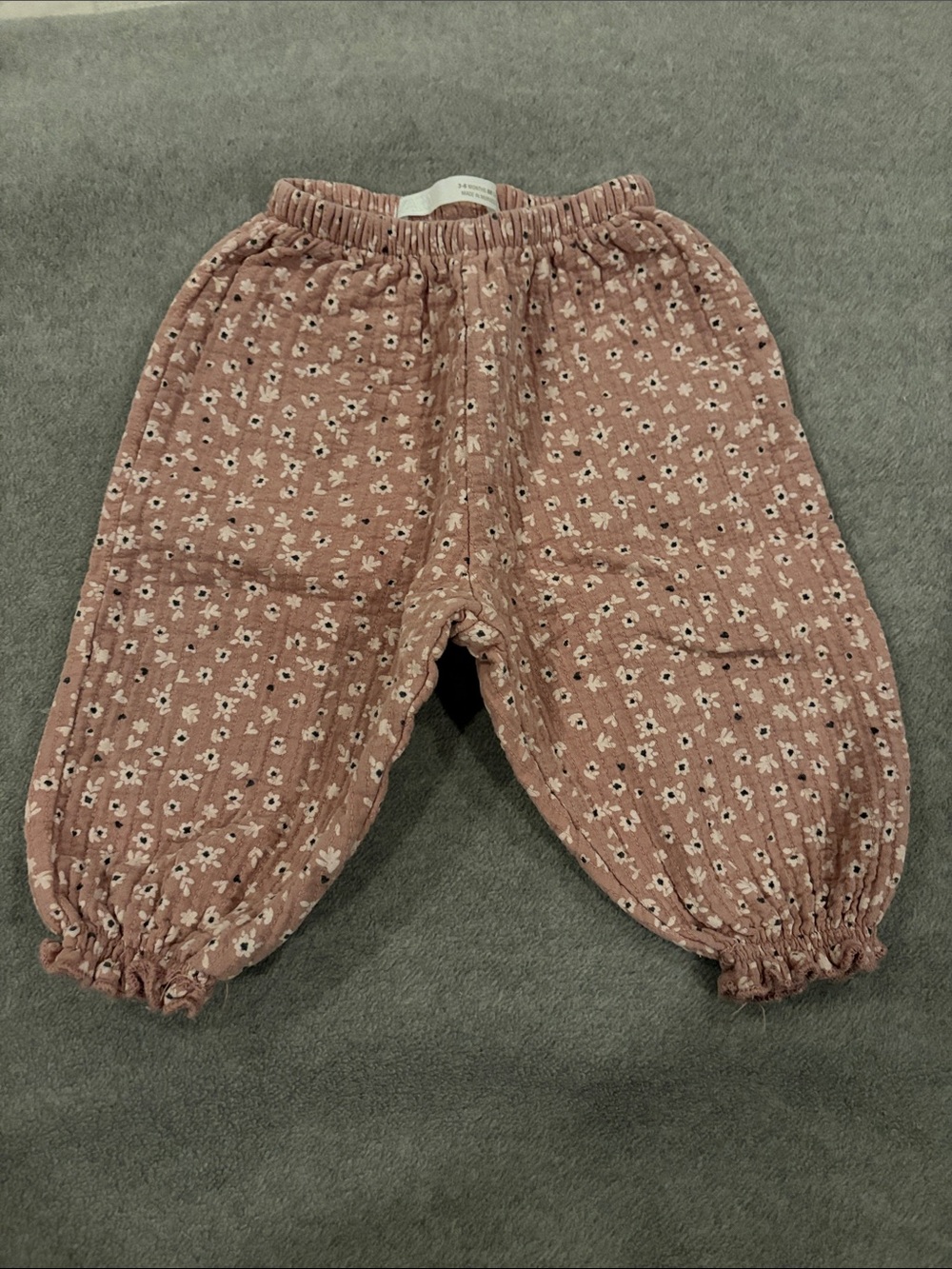 Zara Baby Girl Dusty Rose Floral Balloon Joggers - Size 3 to 6 Months
